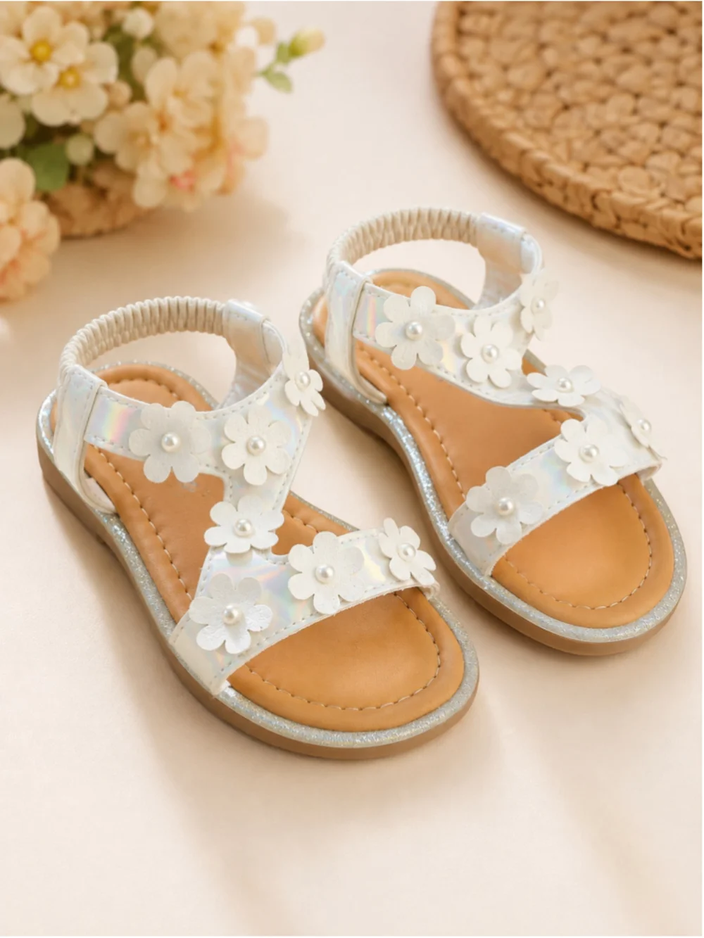 Toddler Girls White Iridescent Floral Sandals – Size 11
